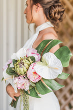 Load image into Gallery viewer, Beach Wedding bouquet for bride carried over the arm by Taylor&#39;s Touch Floral
