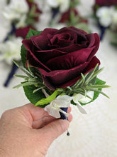 Load image into Gallery viewer, Boutonniere for Groom and Groomsmen
