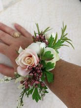 Load image into Gallery viewer, Blush Pink Rose Wrist Corsage
