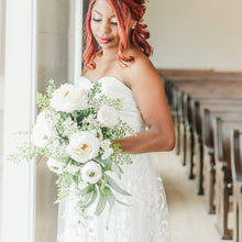 Load image into Gallery viewer, White Teardrop Bridal Bouquet

