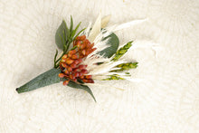 Load image into Gallery viewer, Boho Dried Flower Bouquet for Outdoor Wedding

