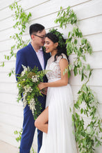 Load image into Gallery viewer, Greenery Bridal Flower Crown
