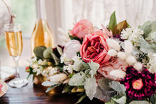 Load image into Gallery viewer, Mauve and Blush Modern Boho Bouquet
